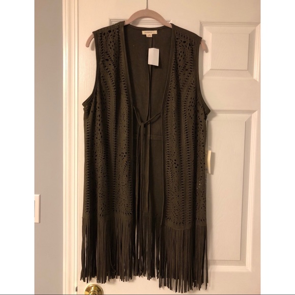 Brown Fringe Vest - Picture 2 of 5
